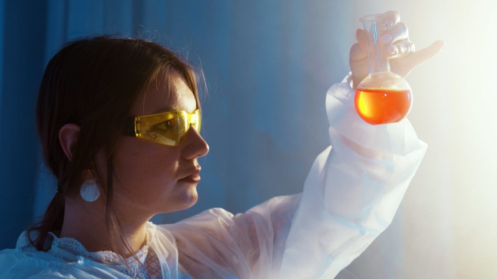 woman doing an experiment